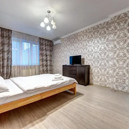 Apartment Voskresenska 18 , Парковые Озера Kyiv Room photo