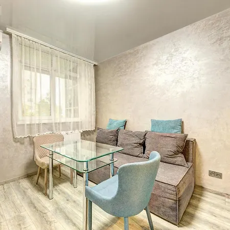 Apartment Voskresenska 18 , Парковые Озера Kyiv Room photo