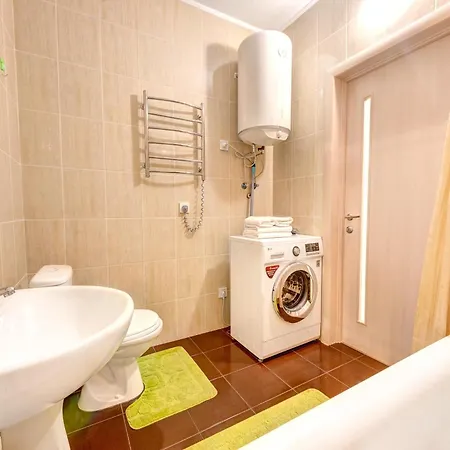 Apartment Voskresenska 18 , Парковые Озера Kyiv Room photo
