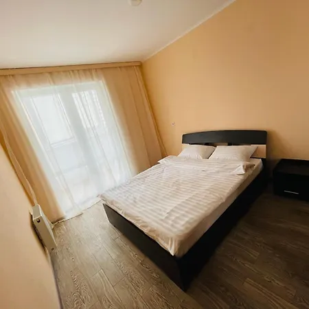 Apartment Voskresenska 18 , Парковые Озера Kyiv Room photo