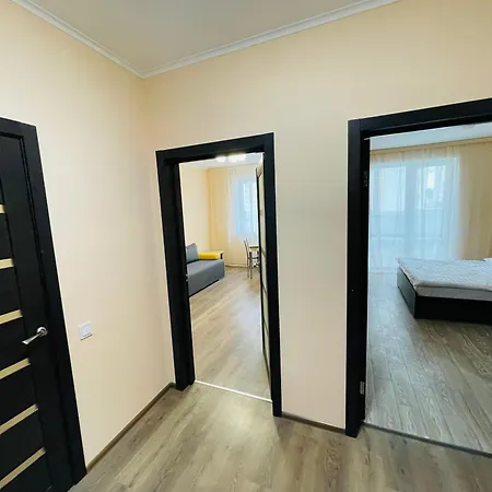 Apartment Voskresenska 18 , Парковые Озера Kyiv Room photo