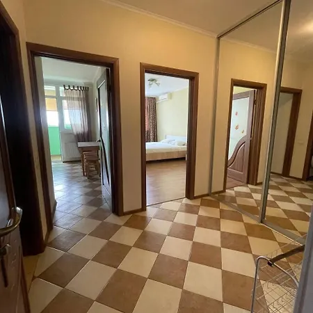 Apartment Voskresenska 18 , Парковые Озера Kyiv Exterior photo
